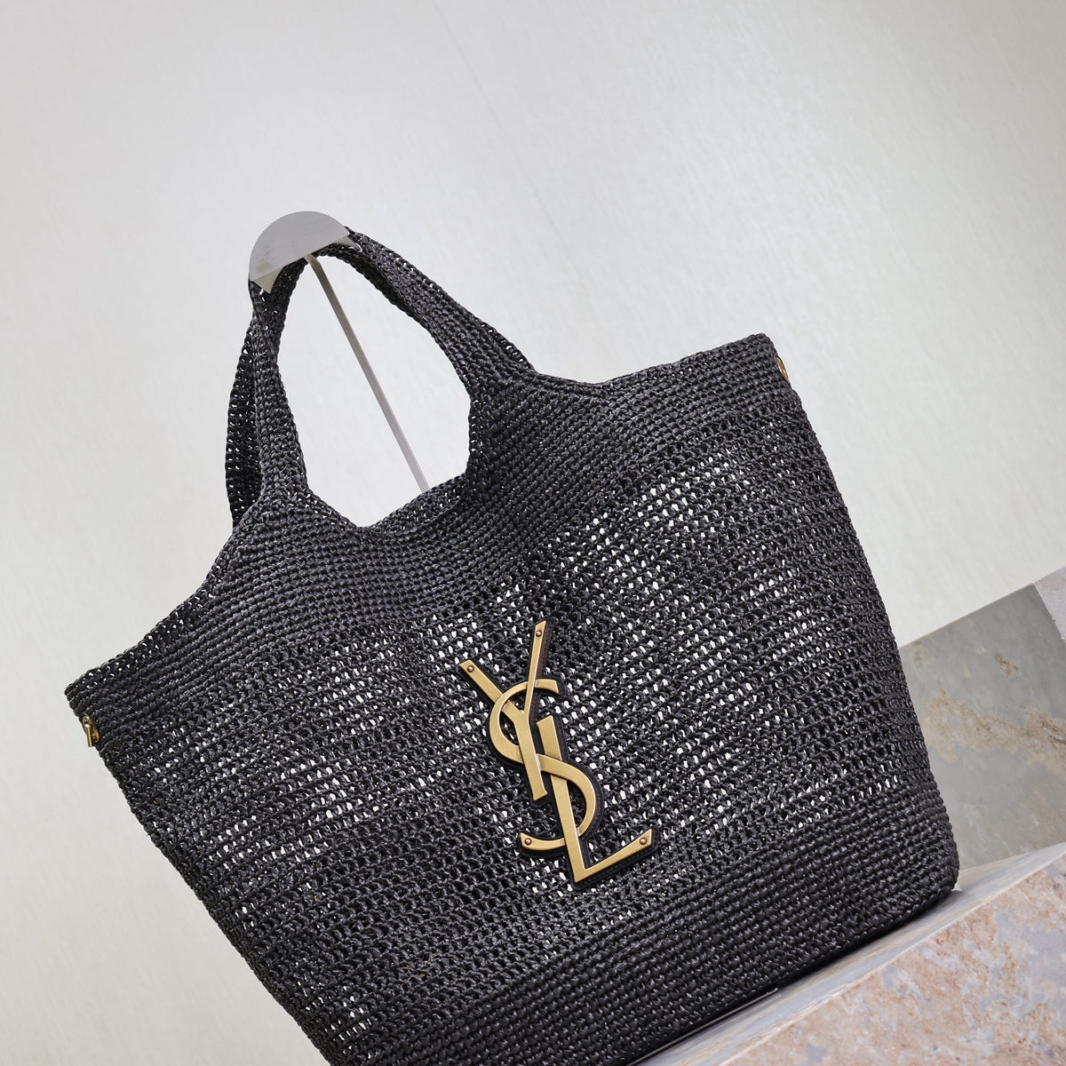 SL ICARE IN RAFFIA BAG