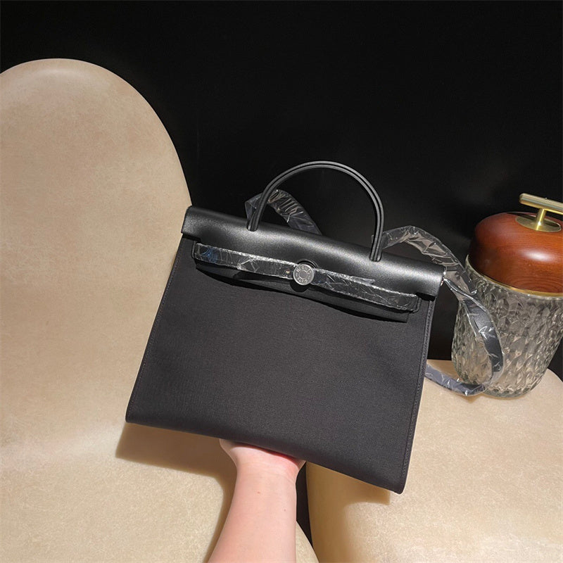 PHA - HMS Bags - 602