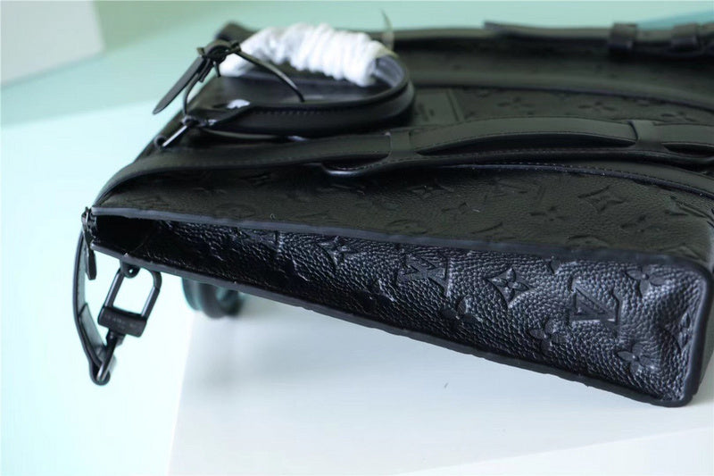 I W Fashion Lu-Vi bags - 10022