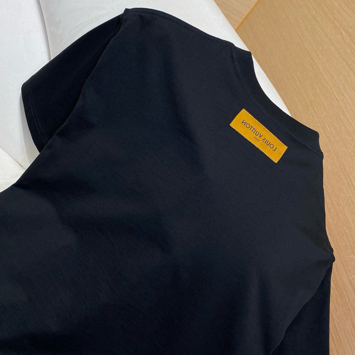 LOU T-SHIRT