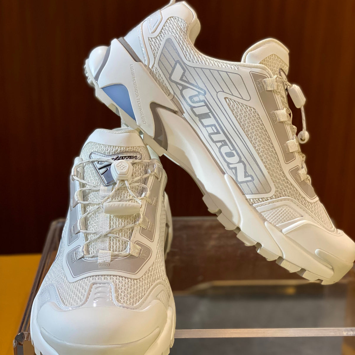 LOU RUNNER TATIC SNEAKER