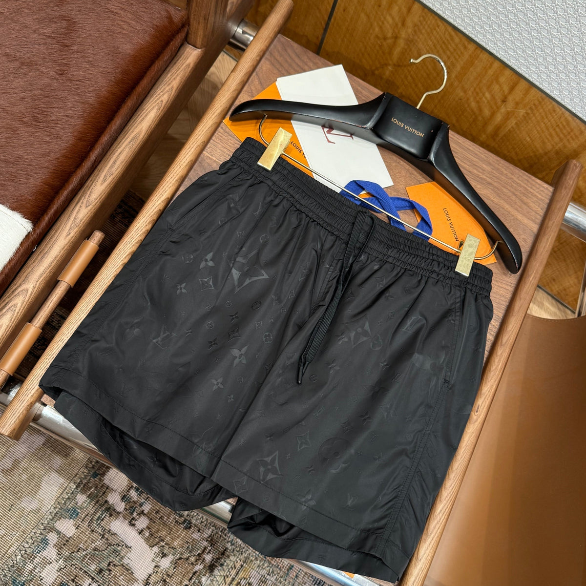 LOU SHORTS