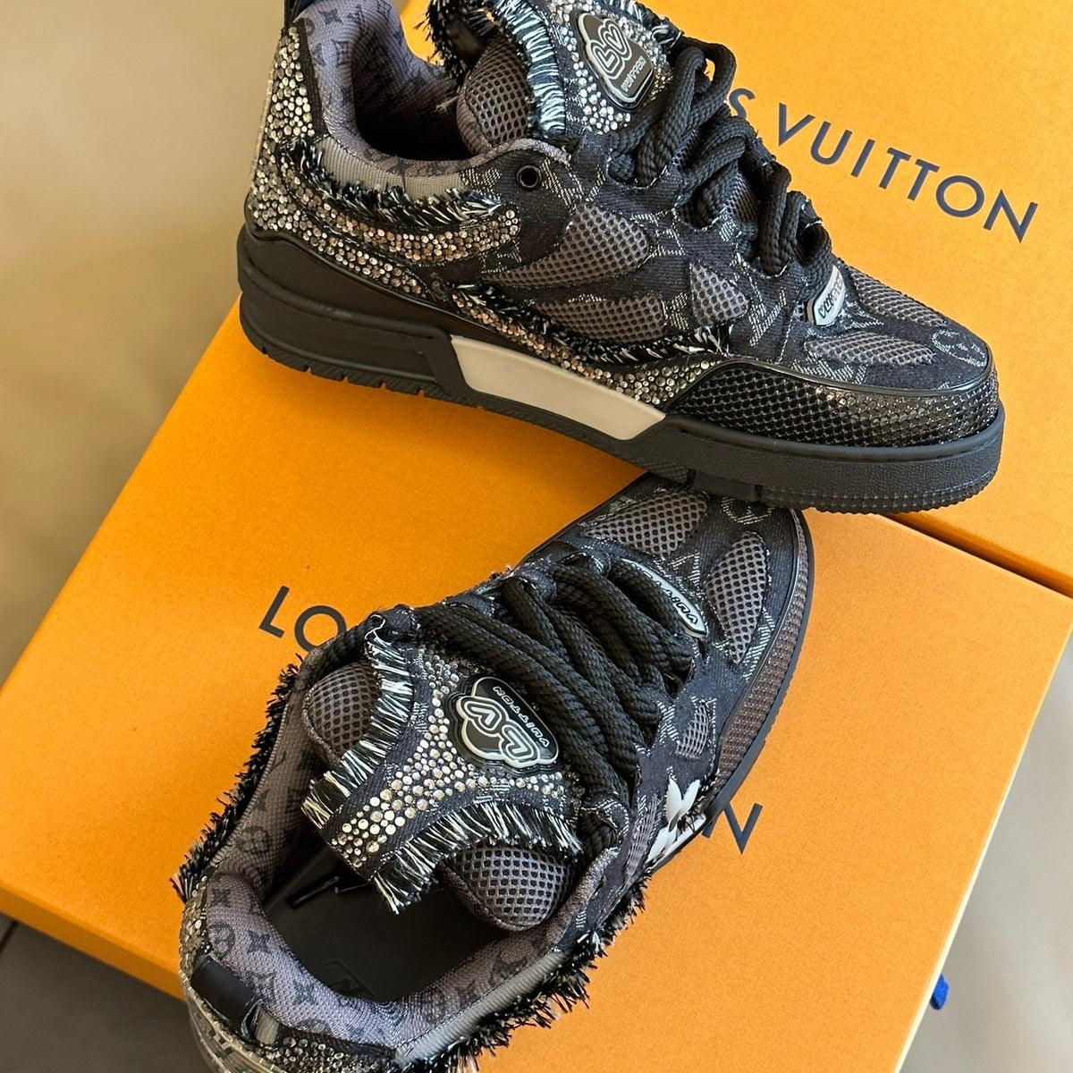 LOU TRAINERS