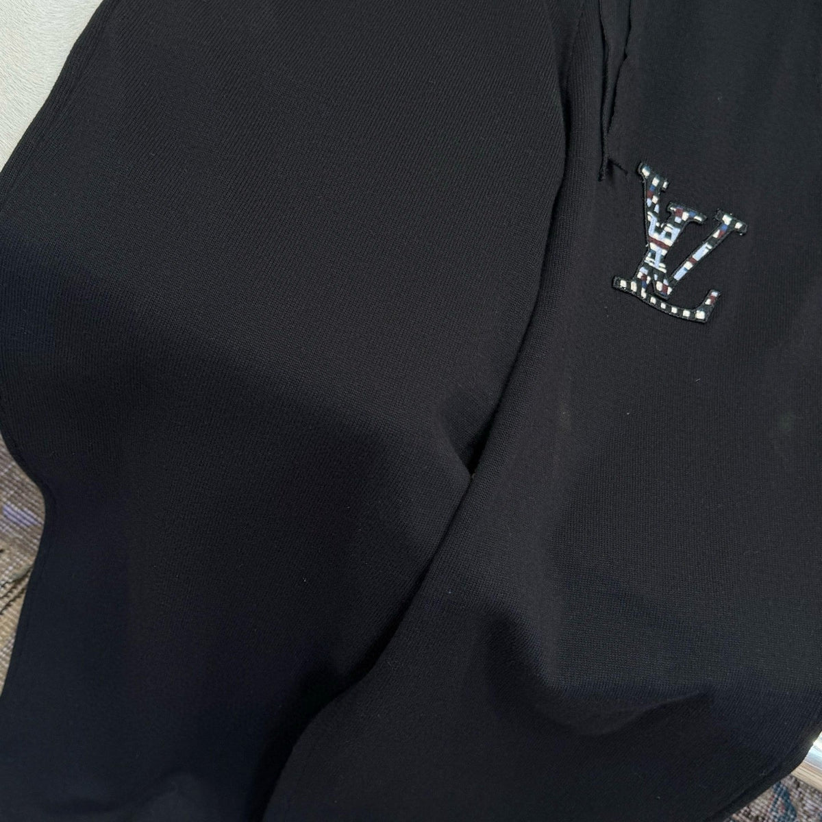 LOU JOGGERS
