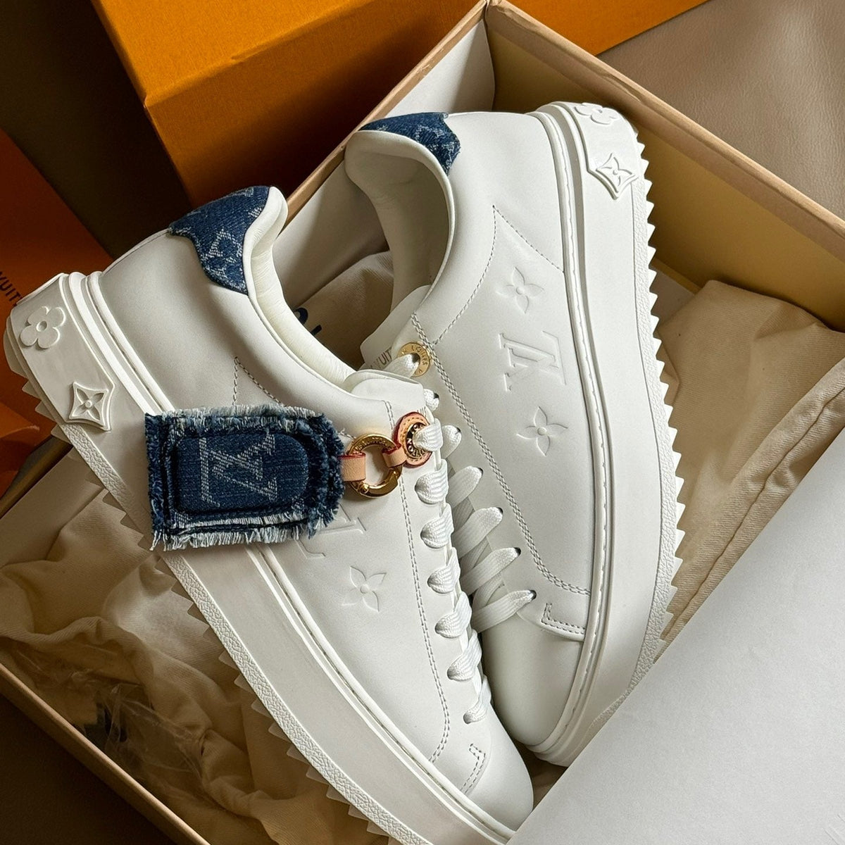 LOU TRAINERS
