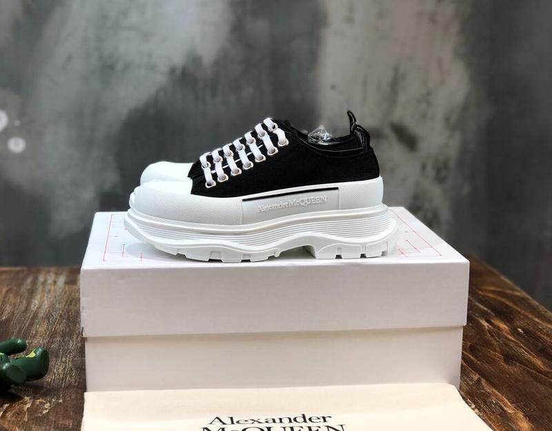 Chloe’s Picks - AQ Men SHoes - 405