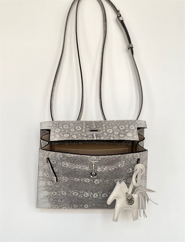 PHA - HMS Bags - 1116
