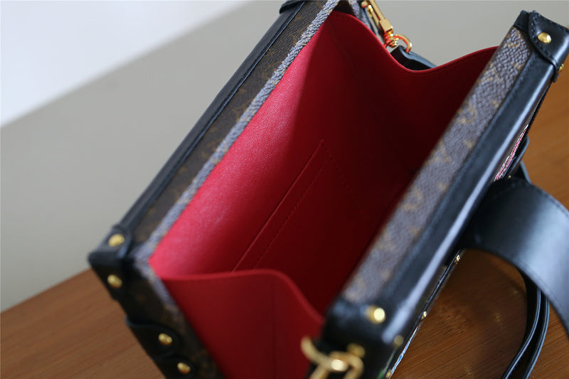 I W Fashion Lu-Vi bags - 8215