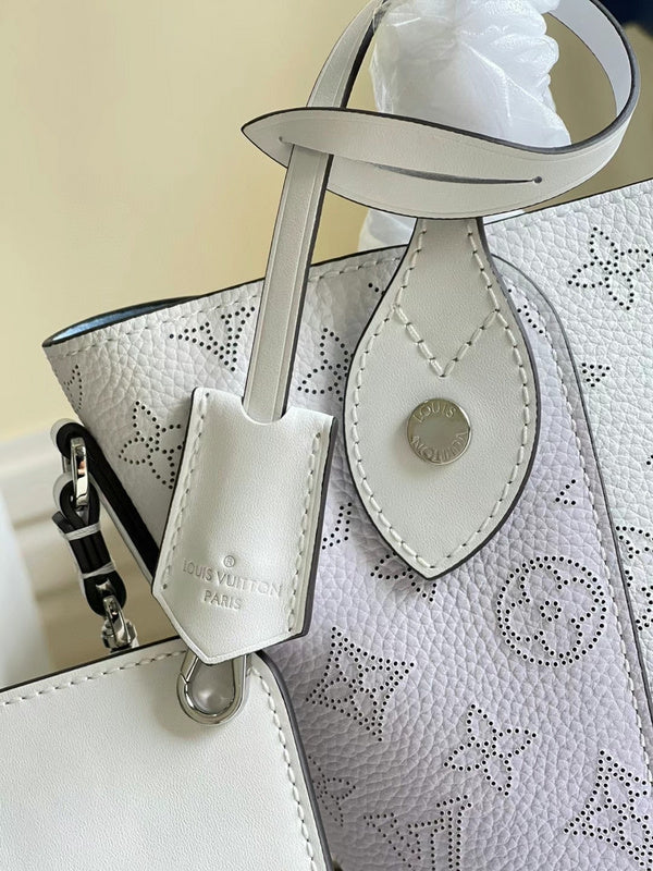 LOV2 Bags - Luxurious Bags  989