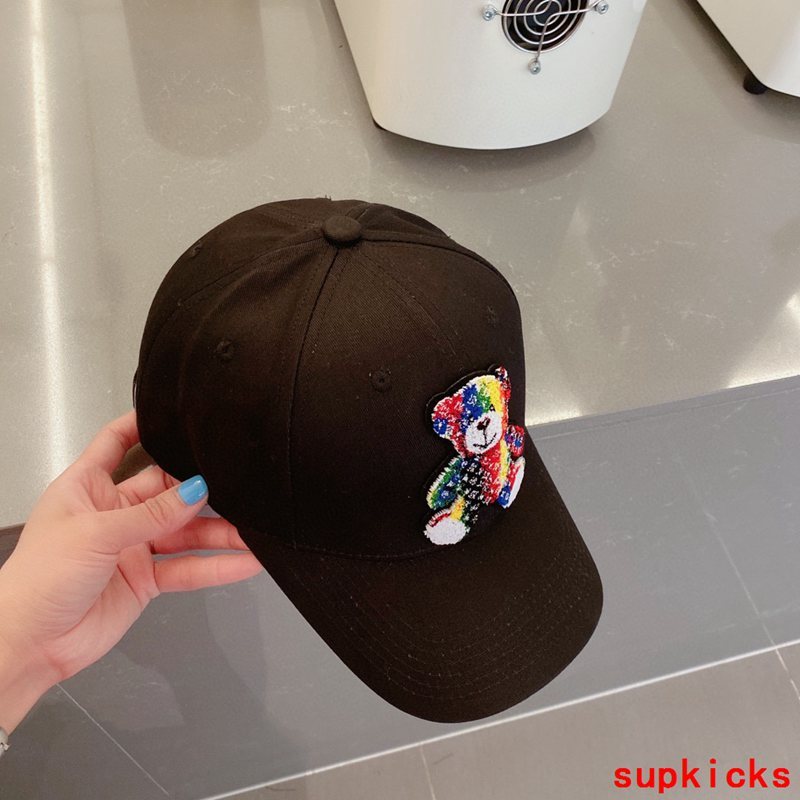 Louis Vuitton Luxury Cap