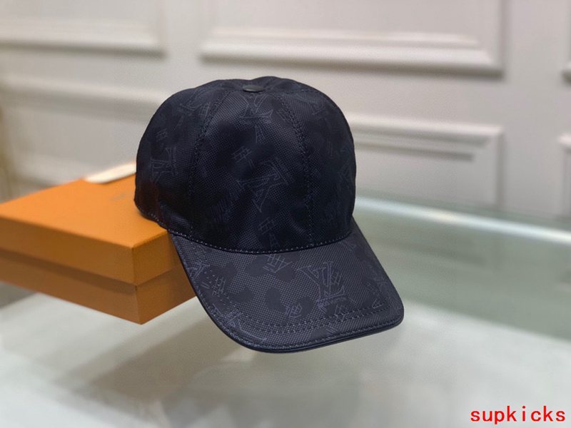 Louis Vuitton Luxury Cap