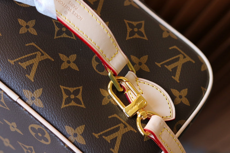 I W Fashion Lu-Vi Bags - 16980