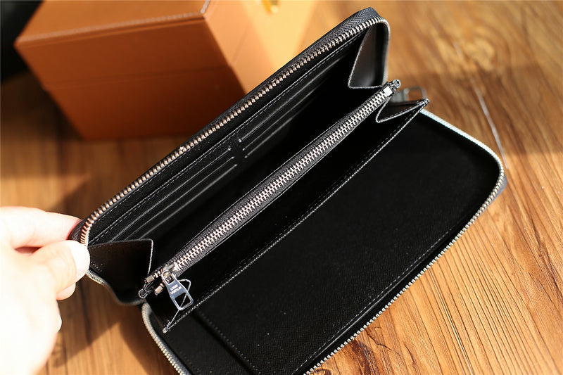 I W Fashion Lu-Vi bags - 10878