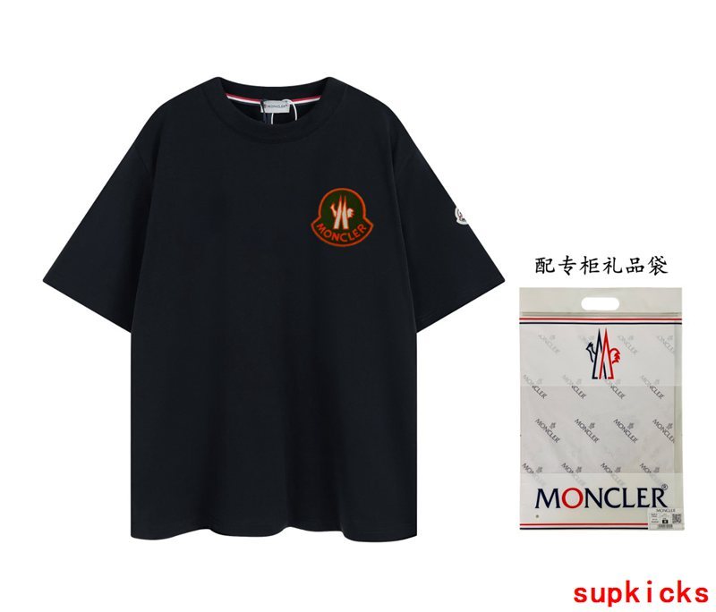 Moncler Luxury Cloth