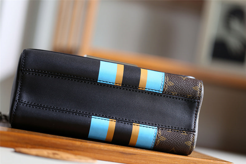 I W Fashion Lu-Vi bags - 8454