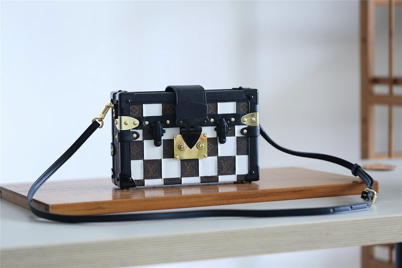 I W Fashion Lu-Vi bags - 8221