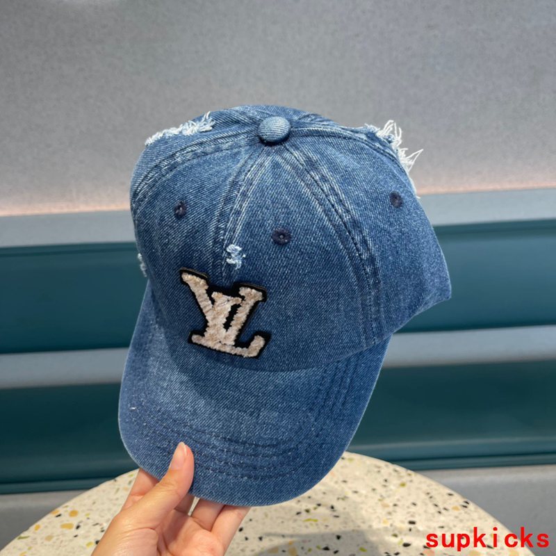 Louis Vuitton Luxury Cap