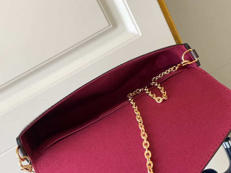 I W Fashion Lu-Vi Bags - 16871