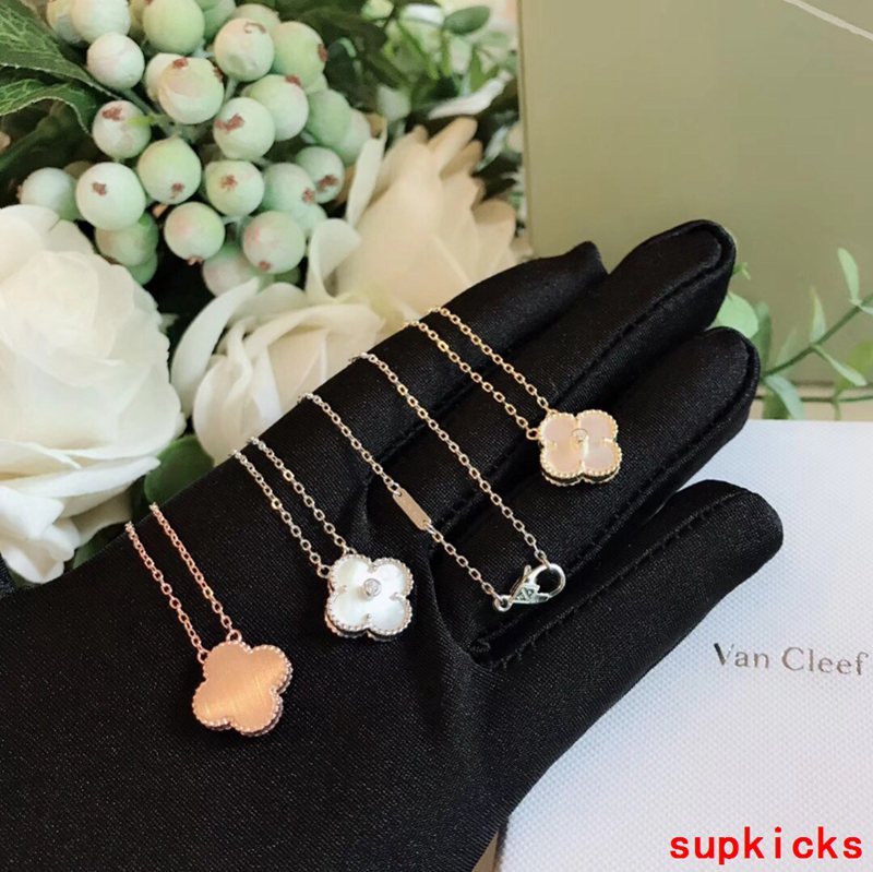 Van Cleef & Arples Jewelry