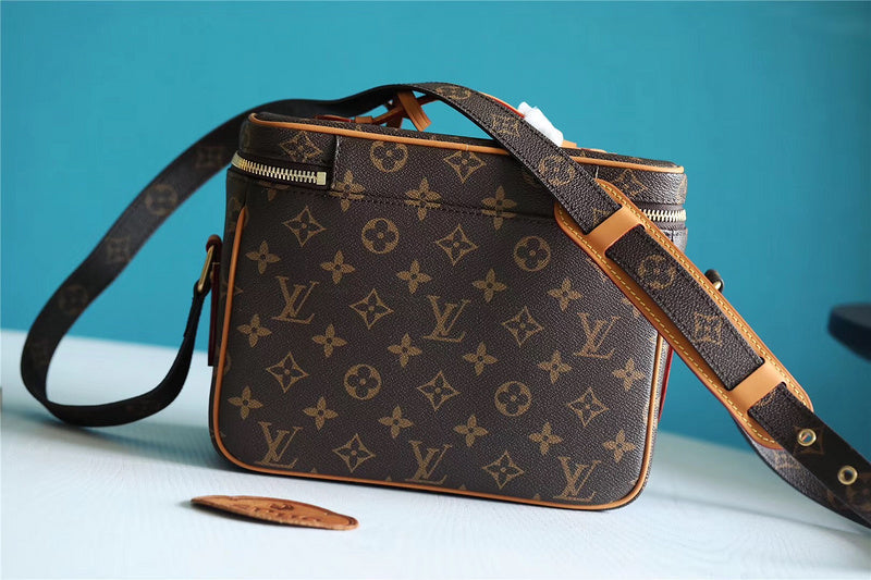 I W Fashion Lu-Vi bags - 10443