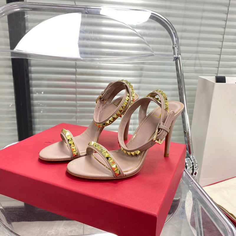 Valentino GARAVANI Luxury Shoes