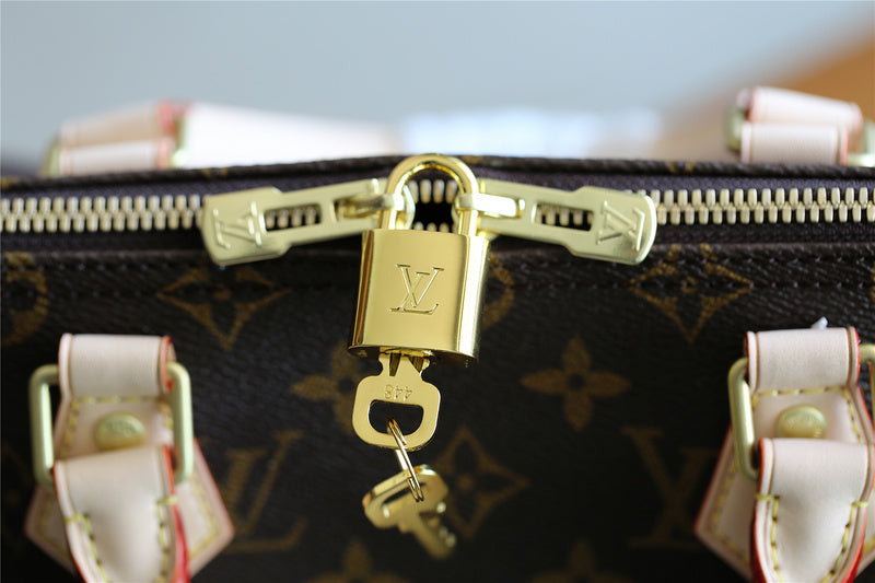 I W Fashion Lu-Vi bags - 8169