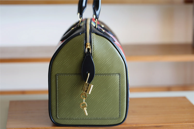 I W Fashion Lu-Vi bags - 8171