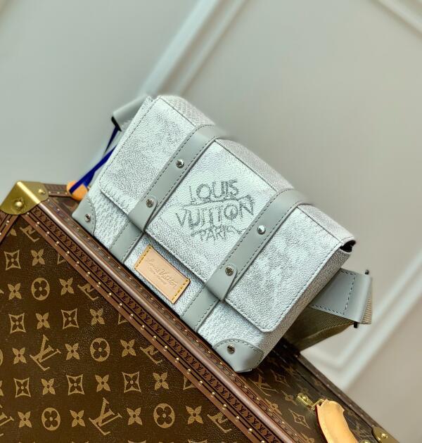 Chloe’s Picks - LOV Bags - 2235