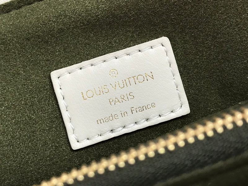 I W Fashion Lu-Vi bags - 17634