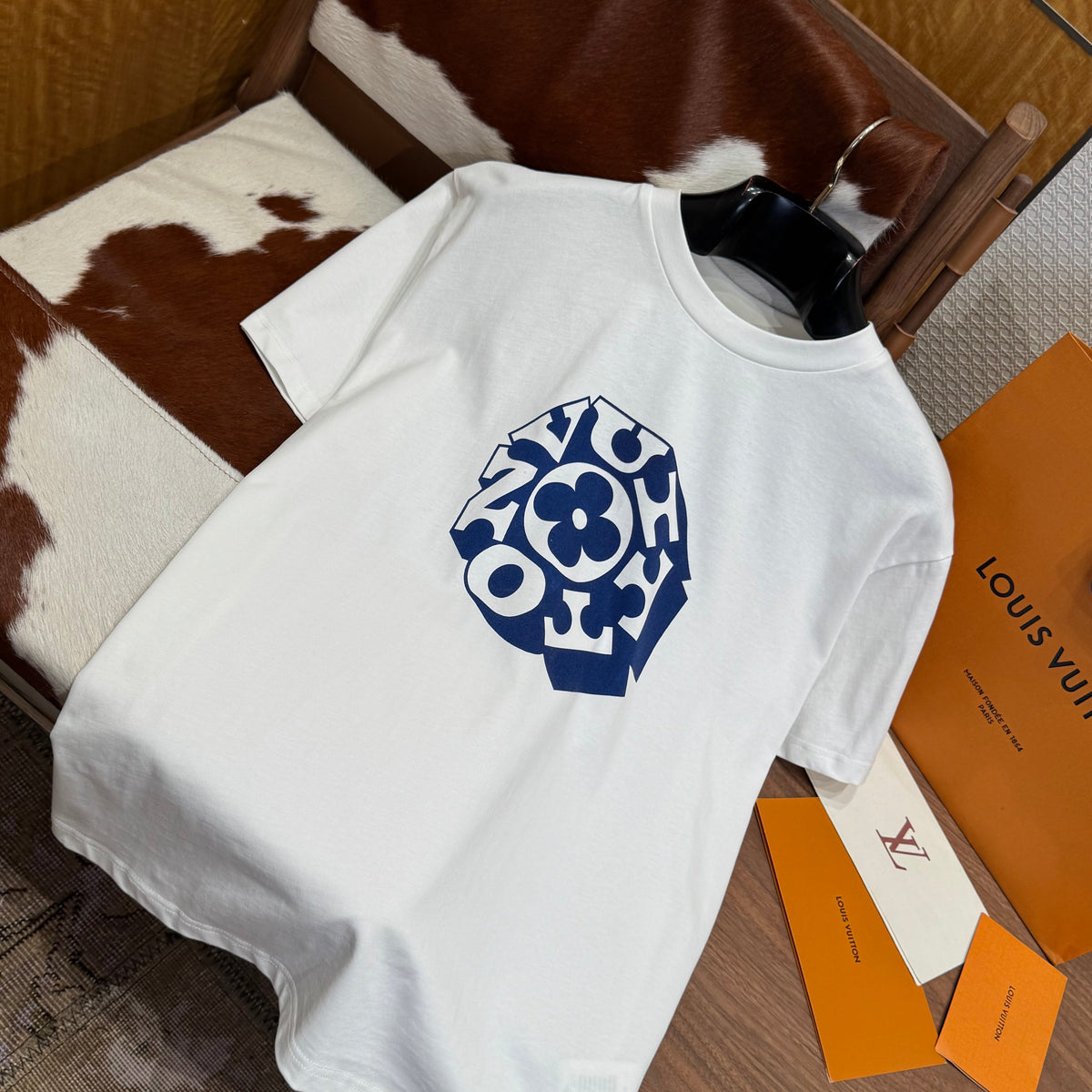 LOU T-SHIRT