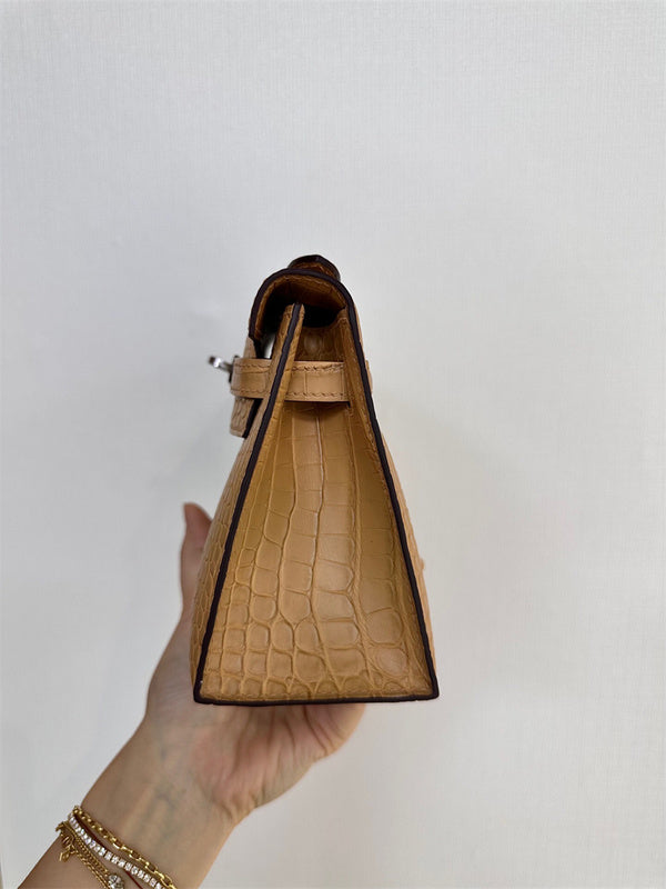 PHA - HMS Bags - 677