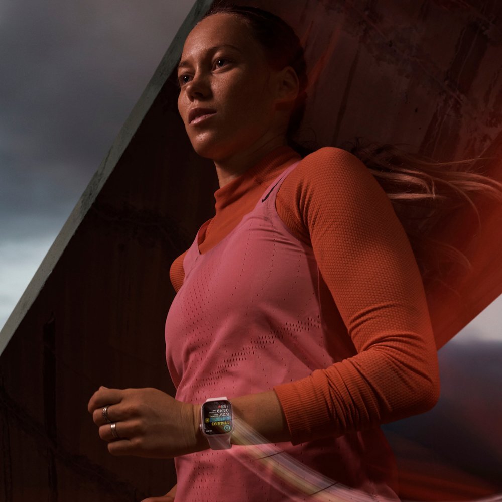 Apple Watch Series 9 45mm 2024 (GPS) Midnight Aluminum Case with Midnight Sport Band - M/L - Midnight
