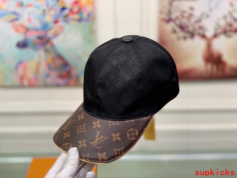 Louis Vuitton Luxury Cap
