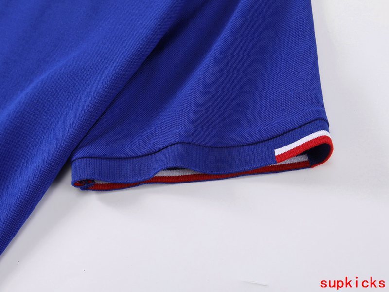 Moncler Luxury Cloth
