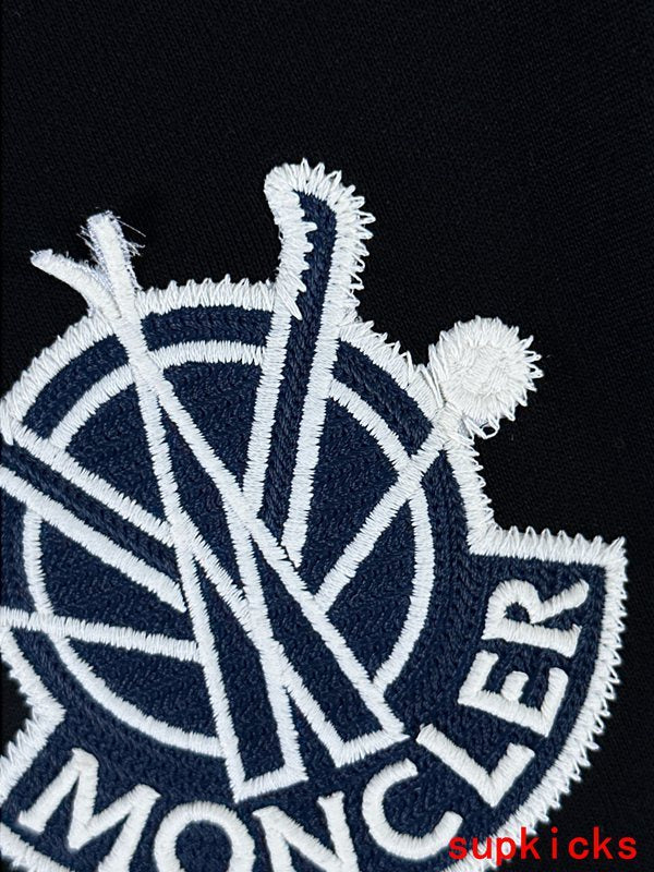 Moncler Luxury Cloth