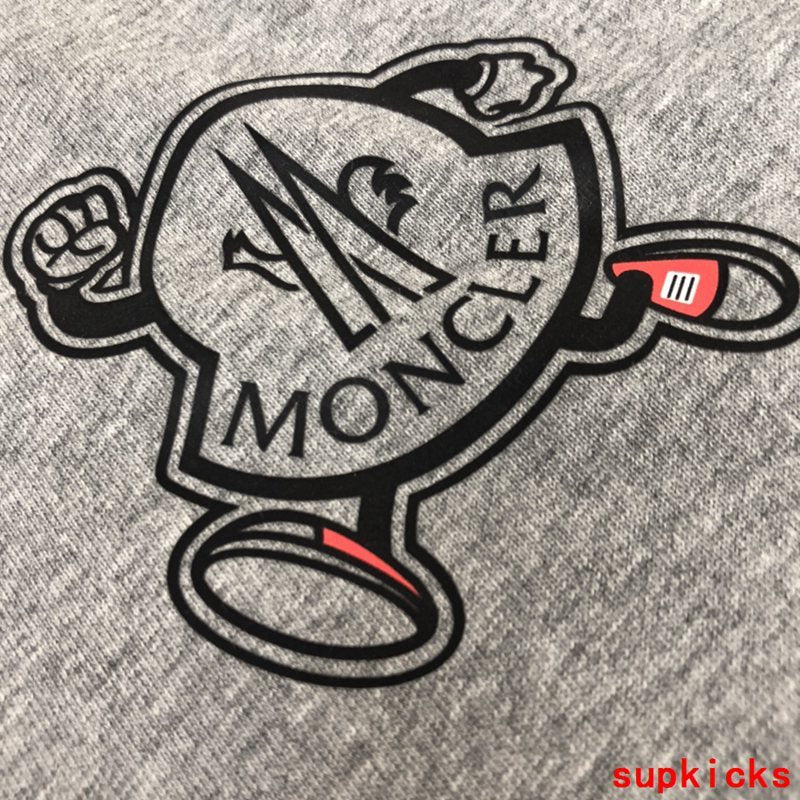 Moncler Luxury Cloth
