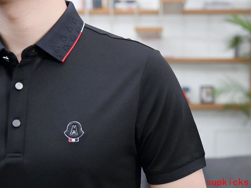 Moncler Luxury Cloth