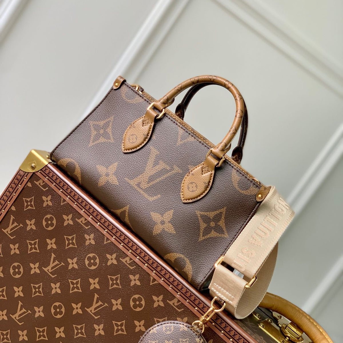 LOU ONTHEGO EAST WEST TOTE BAG