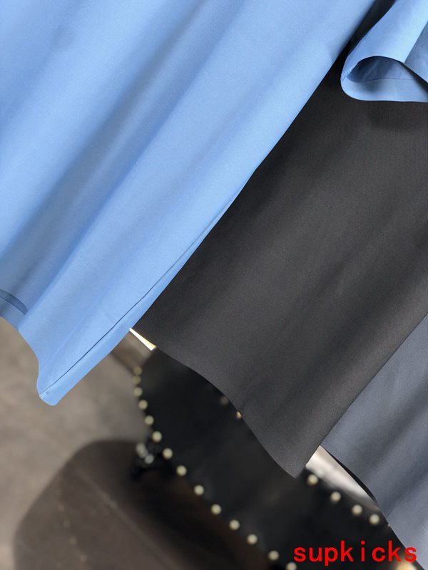 Moncler Luxury Cloth