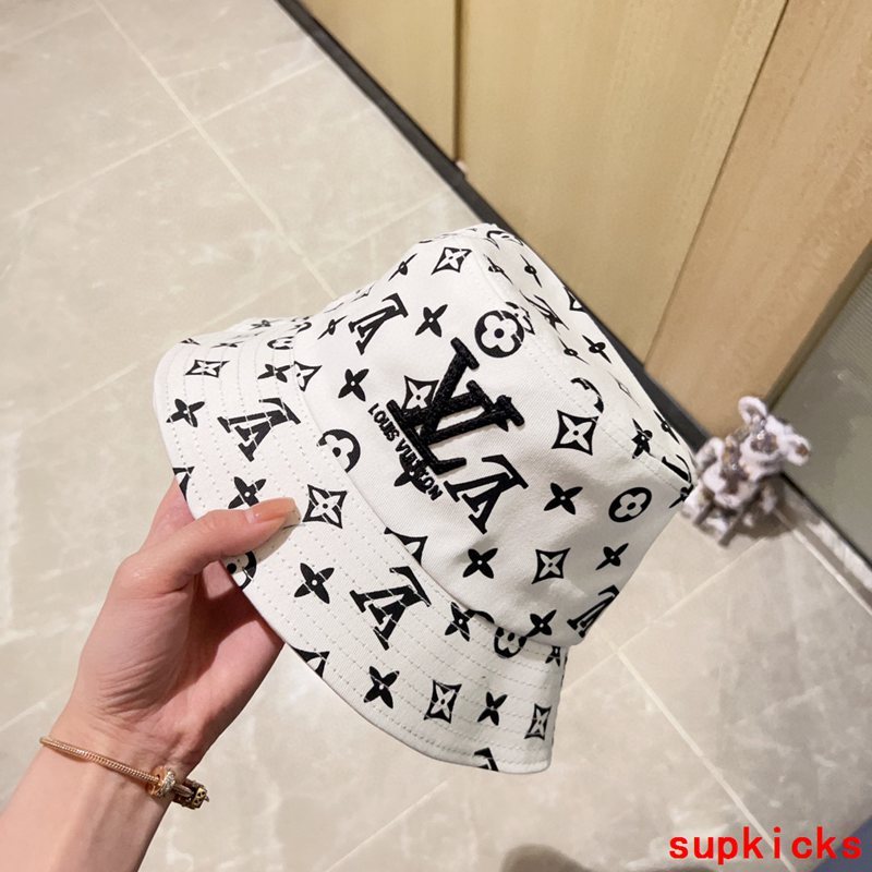 Louis Vuitton Luxury Cap