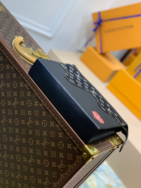 I W Fashion Lu-Vi bags - 17199