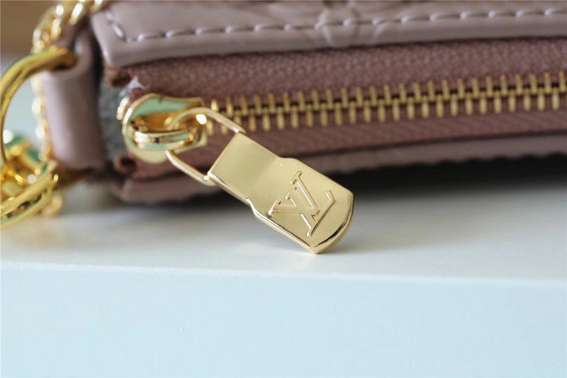 I W Fashion Lu-Vi bags - 8844