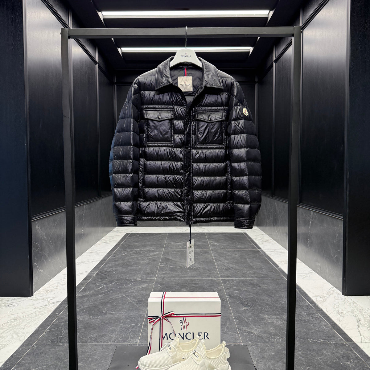 MONC CHAMBLY JACKET