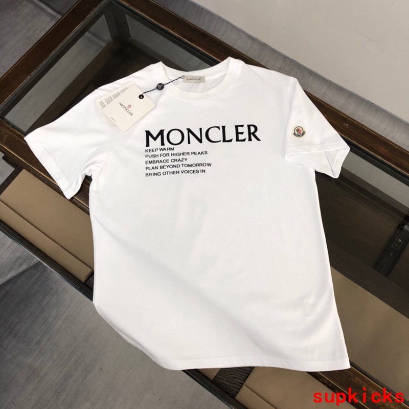 Moncler Luxury Cloth