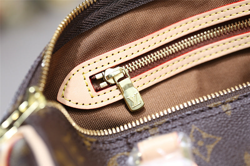I W Fashion Lu-Vi bags - 8172
