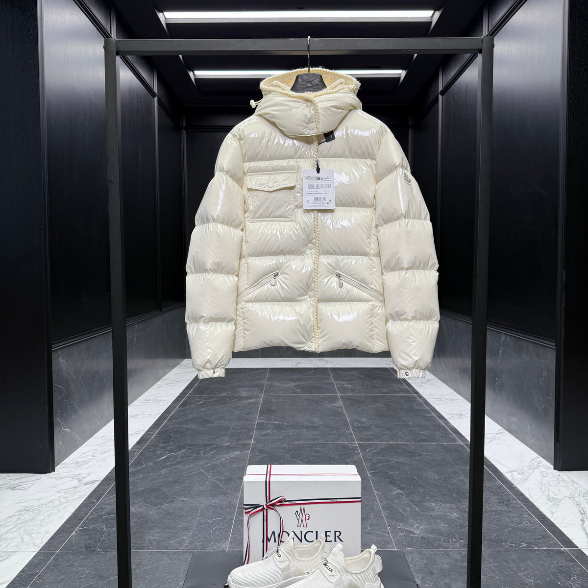 MONC GLAREINS JACKET
