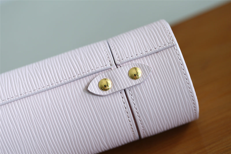 I W Fashion Lu-Vi bags - 9385