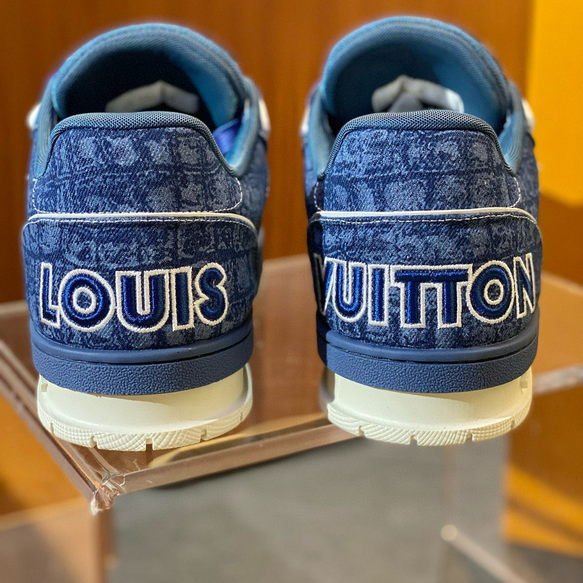 LOU TRAINERS