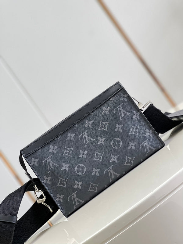 I W Fashion Lu-Vi bags - 17126