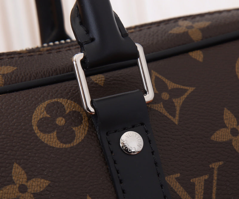 I W Fashion Lu-Vi bags - 17695